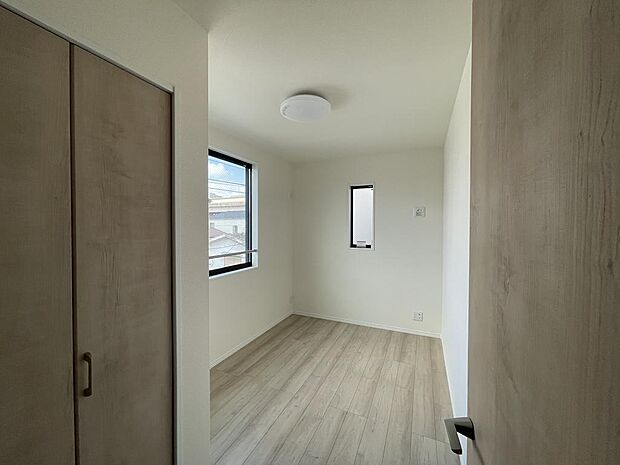 3階ベッドルーム3