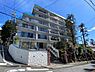 外観：外観：全47戸　西山の閑静な住宅地に建つリゾートレジデンス「秀和西山レジデンス」のご紹介。