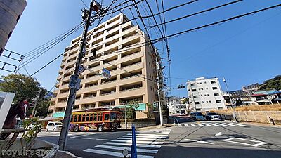 外観:熱海市水口町に建つ『マイキャッスル熱海』10階 外観:熱海市水口町に建つ『マイキャッスル熱海』10階