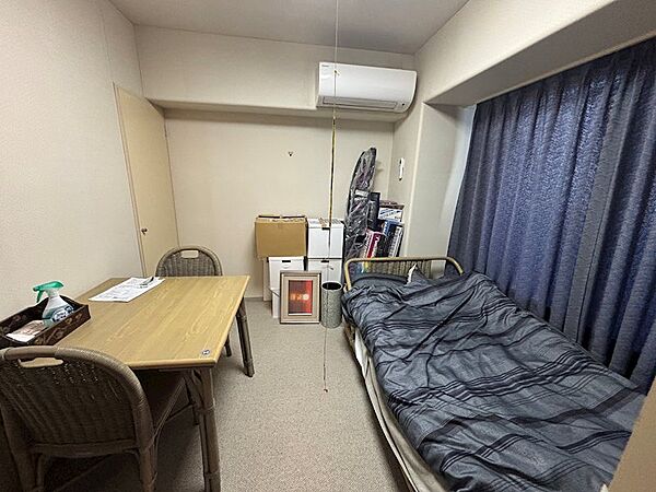 5.7帖の洋室は客間としてもご利用いただけます。