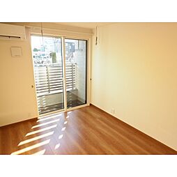 クレセール桔梗 102 1階1LDKのリビング/ダイニング