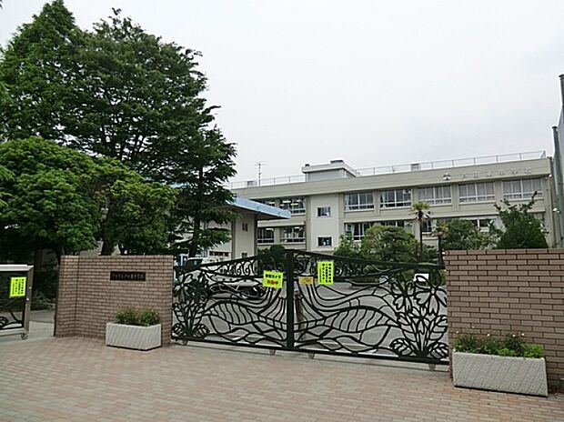 周辺環境-中学校(690m)戸田東中学校