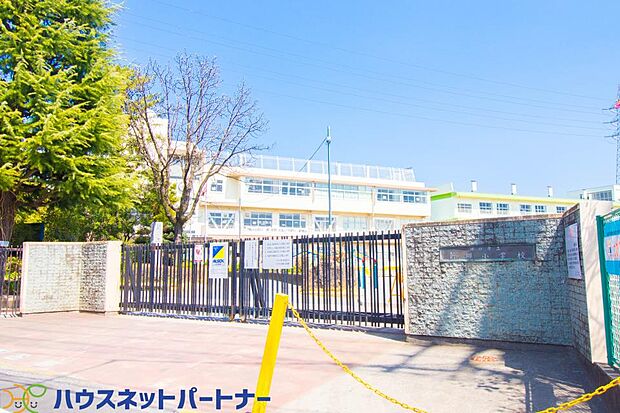 周辺環境-小学校(1900m)新郷小学校
