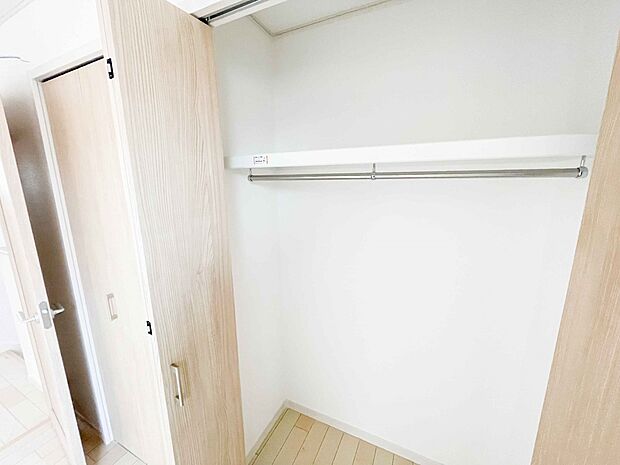 各部屋を最大限に広く使って頂ける様、全居住スペースに収納付。プライベートルームはゆったりと快適に。