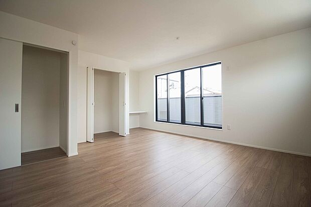 流行に左右されず、将来にわたって価値が継続する「上質」な佇まい。おしゃれな雰囲気や自然の潤い、親しみやすさといった個性を、街に新たな価値をもたらし続ける。