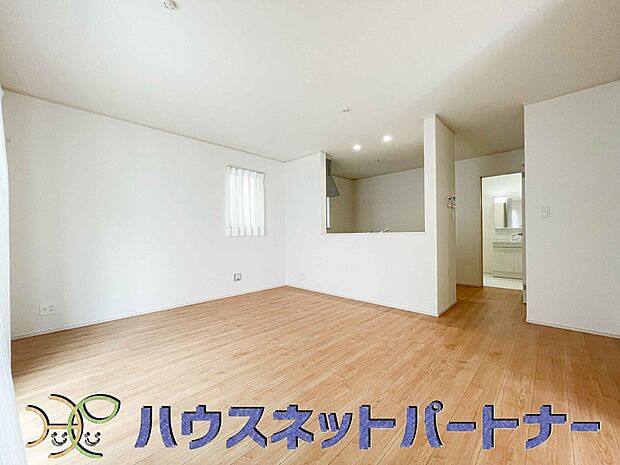 充実した生活は伸びやかな居室空間から始まります。快適に・伸びやかに。心の潤いを求める方々へ。