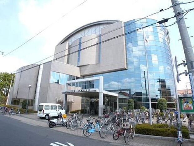 周辺環境-図書館(850m)川口市立戸塚図書館