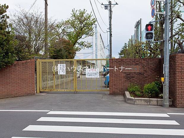 周辺環境-中学校(1700m)北中学校