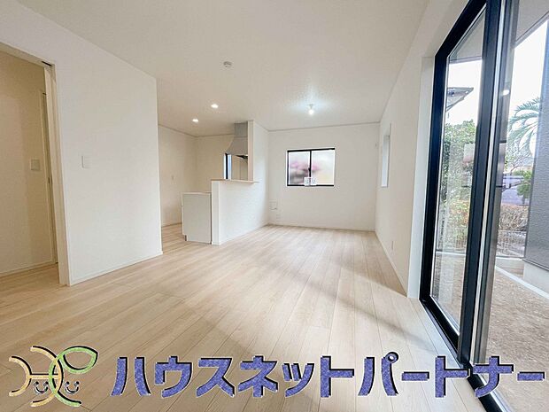 充実した生活は伸びやかな居室空間から始まります。快適に・伸びやかに。心の潤いを求める方々へ。