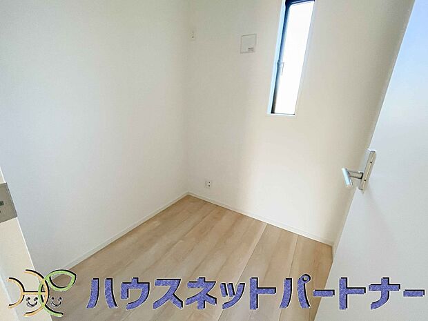 納戸は収納としても、趣味のお部屋としても使えます。