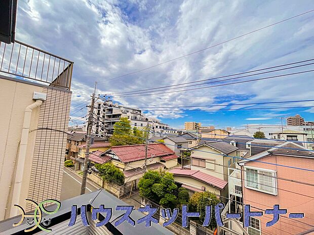 周りに高い建物がないため、眺望良好!
