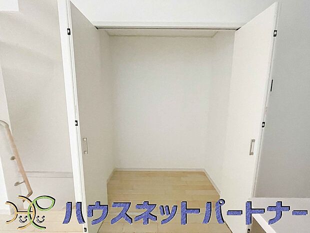 収納の多さにはびっくり。収納ってあればあるほど嬉しいですよね。