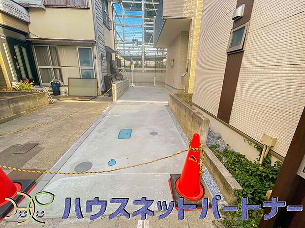 ここから始まる「日常」はご家族にとってかけがえのない時間となります。少しでも豊かに、快適に。そんな想いから本邸宅は生まれました。