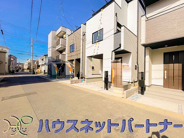 太陽に愛された邸は、陽当り・通風に優れた魅力的で快適さを追求した新築戸建でした。ここに住むからこそ意味がある。そんな特別感に浸りながら、毎日をお過ごしして欲しいです。