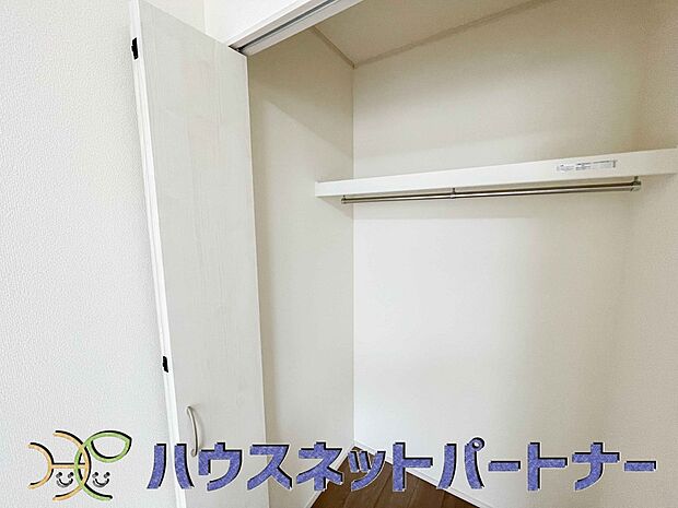 各部屋を最大限に広く使って頂ける様、全居住スペースに収納付。プライベートルームはゆったりと快適に。