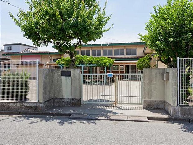 周辺環境-幼稚園・保育園(700m)川口市立元郷保育所