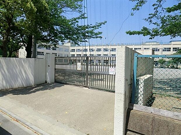 周辺環境-小学校(650m)足立区立桜花小学校