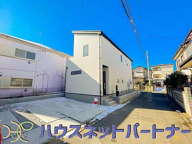 家族の温かさと陽光の暖かさ、楽しい毎日と明るい未来を予感させる「空間が織り成すひとつ先の住み心地」を演出します。