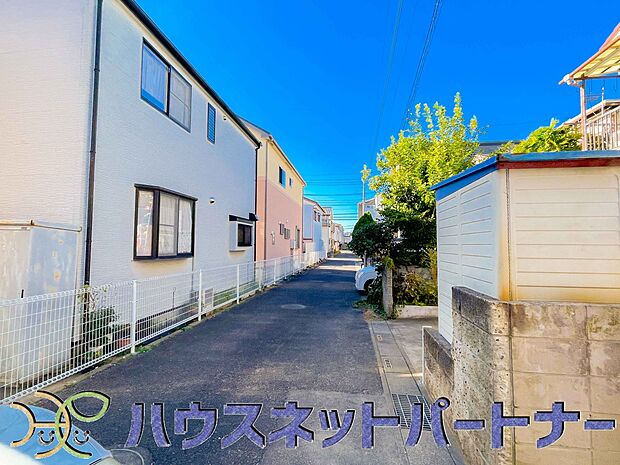 豊かで快適な暮らしを。ここから始まる「日常」はご家族にとってかけがえのない時間となります。少しでも豊かに、快適に。そんな想いから本邸宅は生まれました。