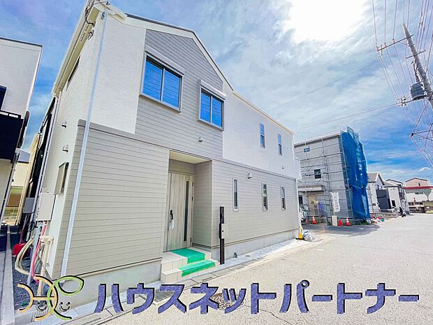 ここから始まる「日常」はご家族にとってかけがえのない時間となります。少しでも豊かに、快適に。そんな想いから本邸宅は生まれました。