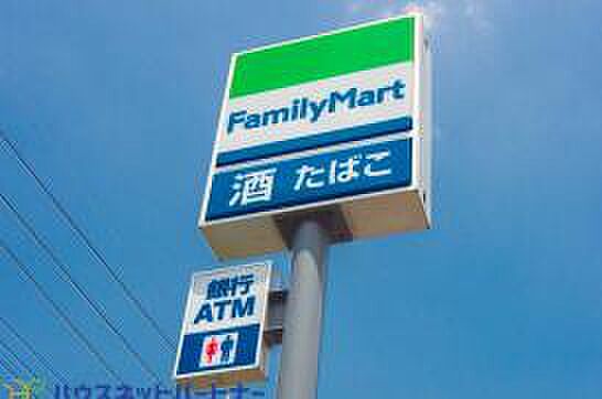 周辺環境-コンビニ(100m)ファミリーマート