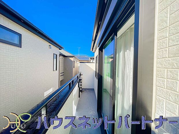 陽当りや通風性など各所に施された工夫で住みやすさを実現。部屋の大きさや周辺環境・街並など、資料には掲載していない情報が現地にはたくさんございます。是非ご確認下さい。