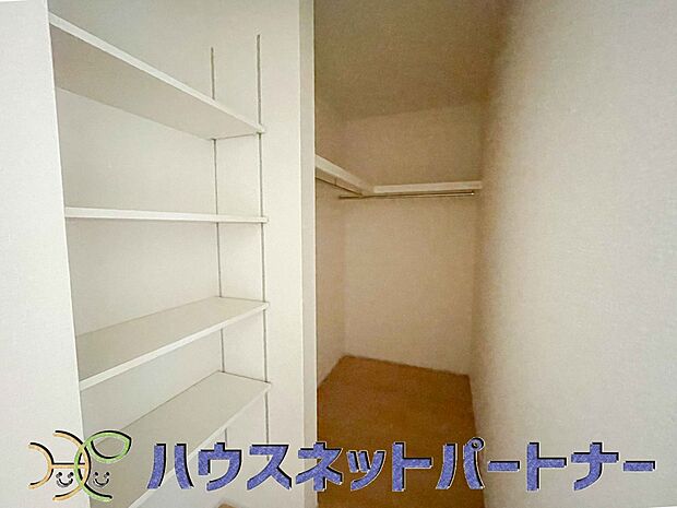 納戸は収納としても、趣味のお部屋としても使えます。