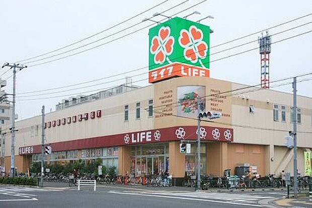 周辺環境-スーパー(1600m)ライフ 六町駅前店