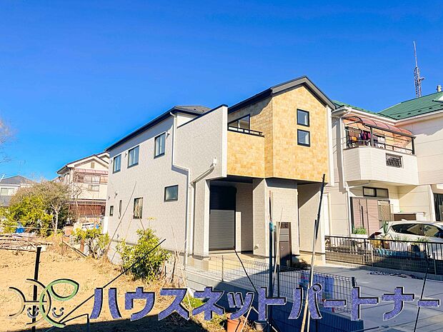 ここから始まる「日常」はご家族にとってかけがえのない時間となります。少しでも豊かに、快適に。そんな想いから本邸宅は生まれました。