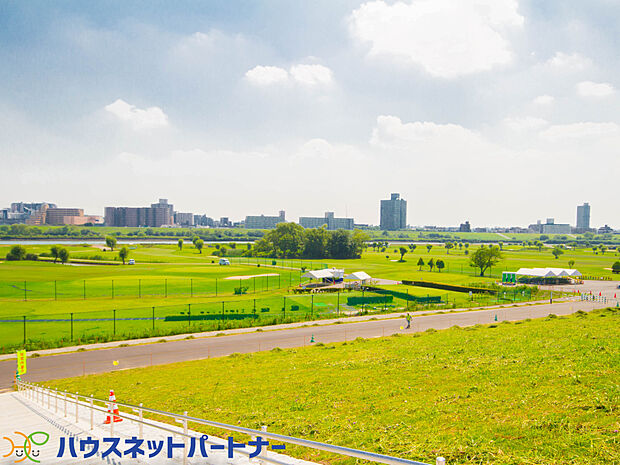 周辺環境-その他環境写真(1700m)浮間ゴルフ場(休日の晴れた日にいかがですか。川口パブリックゴルフ。)