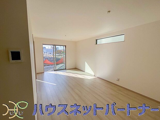 家族の温かさと陽光の暖かさ、楽しい毎日と明るい未来を予感させる「空間が織り成すひとつ先の住み心地」を演出します。