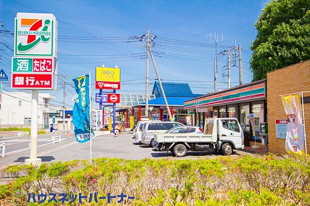 周辺環境-レンタルビデオ(2600m)ゲオ