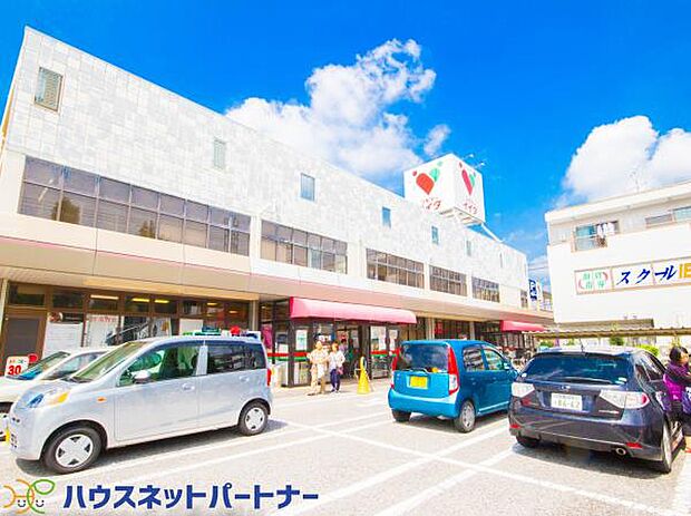 周辺環境-スーパー(1100m)コモディイイダ