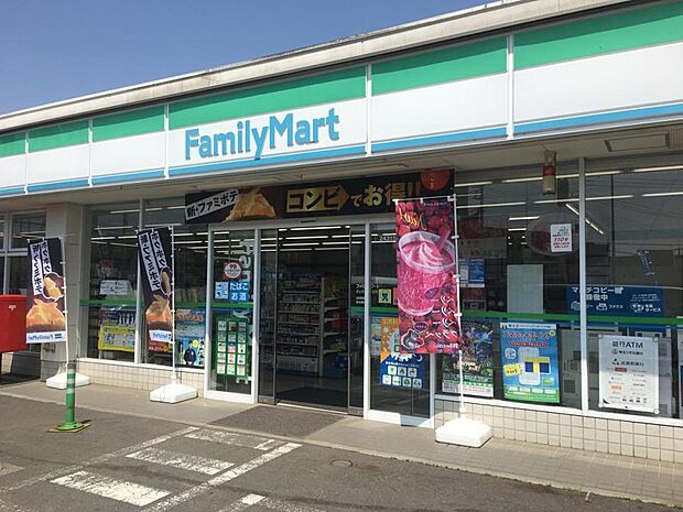 周辺環境-コンビニ(650m)ファミリーマート