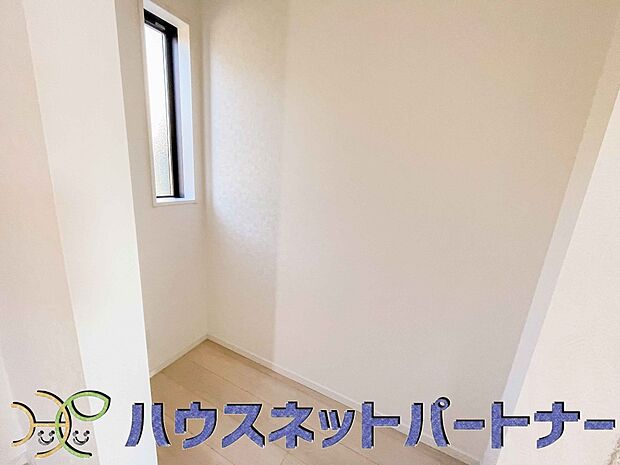 納戸は収納としても、趣味のお部屋としても使えます。