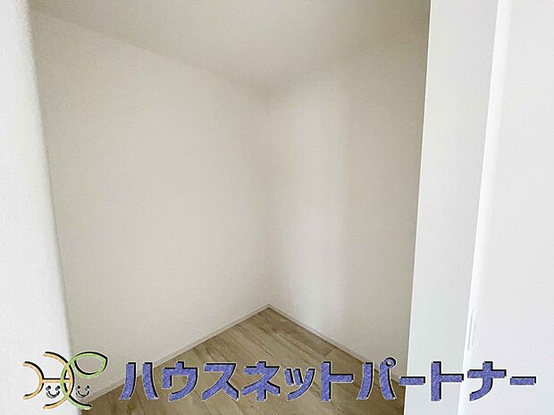 収納の多さにはびっくり。収納ってあればあるほど嬉しいですよね。