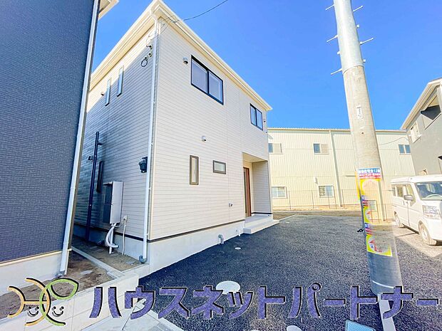 家族の温かさと陽光の暖かさ、楽しい毎日と明るい未来を予感させる「空間が織り成すひとつ先の住み心地」を演出します。