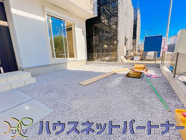 お庭を気軽なアウトドア空間に。その可能性は無限大。