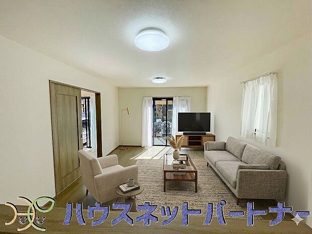 整然とした空間演出、快適な理想の暮らしの実現は家のみの拘りではなく、そこで暮らす方々にとって素敵な環境であることも挙げられると思います。四季折々の変化が奏でる鼓動を楽しんで下さい。