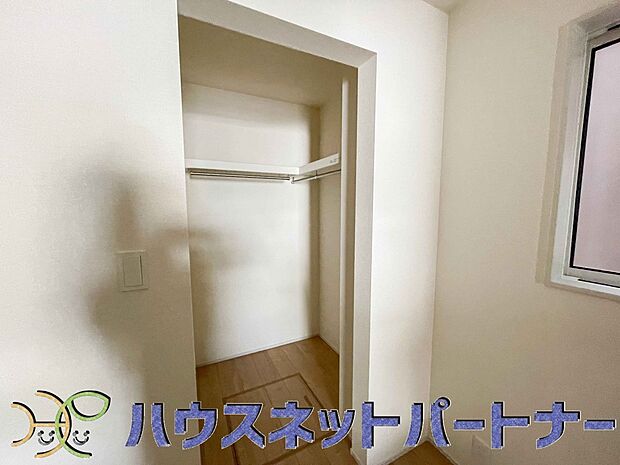 各部屋を最大限に広く使って頂ける様、全居住スペースに収納付。プライベートルームはゆったりと快適に。