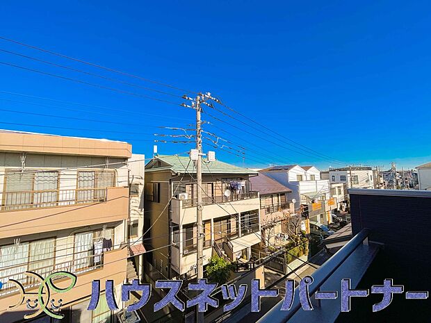 陽当りや通風性など各所に施された工夫で住みやすさを実現。部屋の大きさや周辺環境・街並など、資料には掲載していない情報が現地にはたくさんございます。是非ご確認下さい。