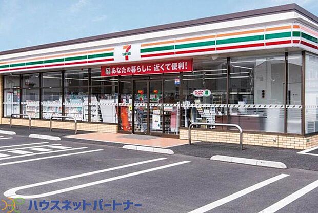 周辺環境-コンビニ(240m)セブンイレブン