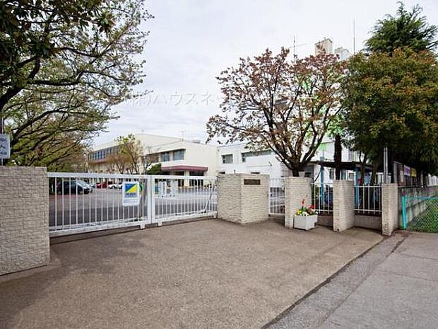 周辺環境-小学校(649m)在家小学校