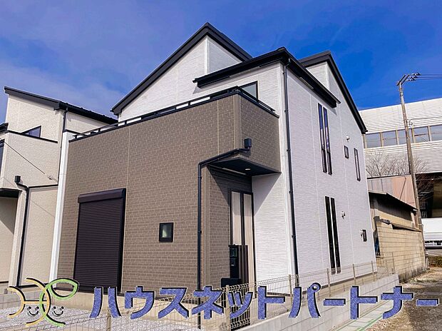 ここから始まる「日常」はご家族にとってかけがえのない時間となります。少しでも豊かに、快適に。そんな想いから本邸宅は生まれました。