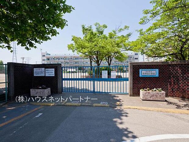 周辺環境-小学校(1099m)新郷東小学校