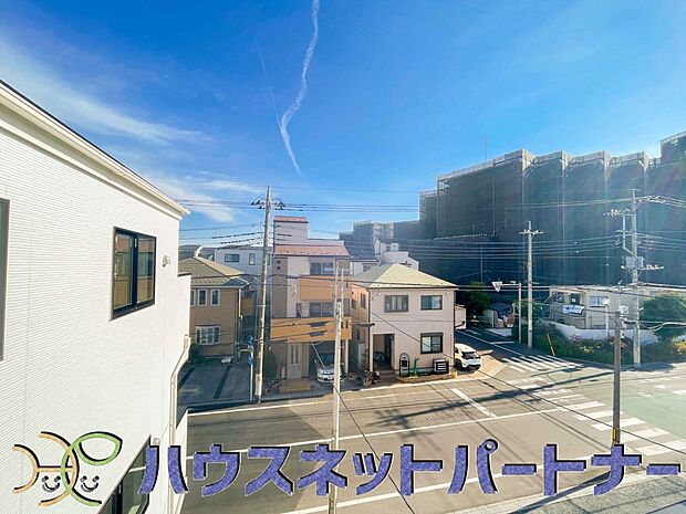 眺望や窓からの景色が良いと、家で過ごす時間も快適です。