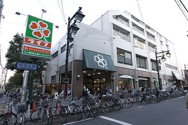 周辺環境-スーパー(750m)ライフ 仲宿店