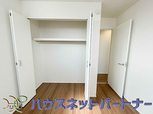 全室に収納が付いています。季節の衣替えも簡単にできますね。片付け上手になれそう。