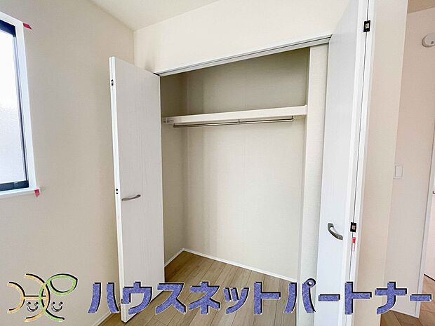 全室に収納が付いています。季節の衣替えも簡単にできますね。片付け上手になれそう。