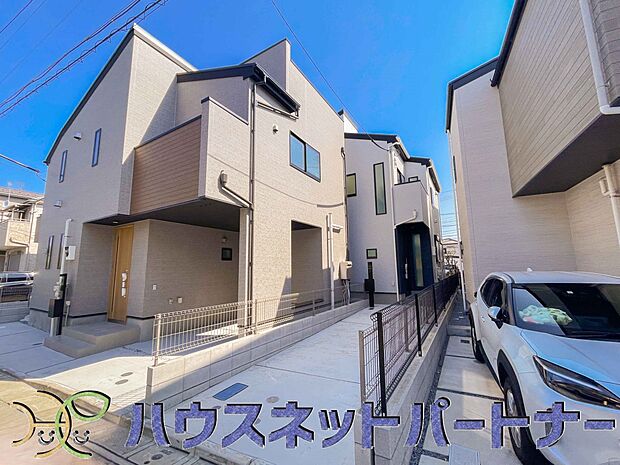 ここから始まる「日常」はご家族にとってかけがえのない時間となります。少しでも豊かに、快適に。そんな想いから本邸宅は生まれました。